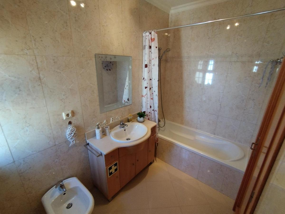 1D Areias De Porches, Pool & A/C - Casas & Papeis Apartment Armacao de Pera Exterior photo